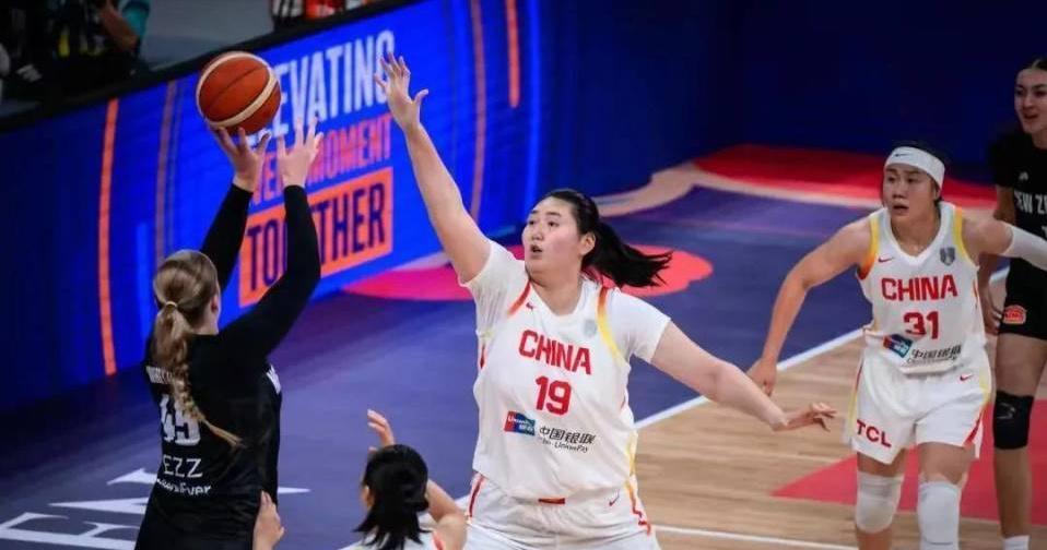 中国女篮半决赛时间公布，宫鲁鸣霸气点评日本，韩旭教张子宇策略