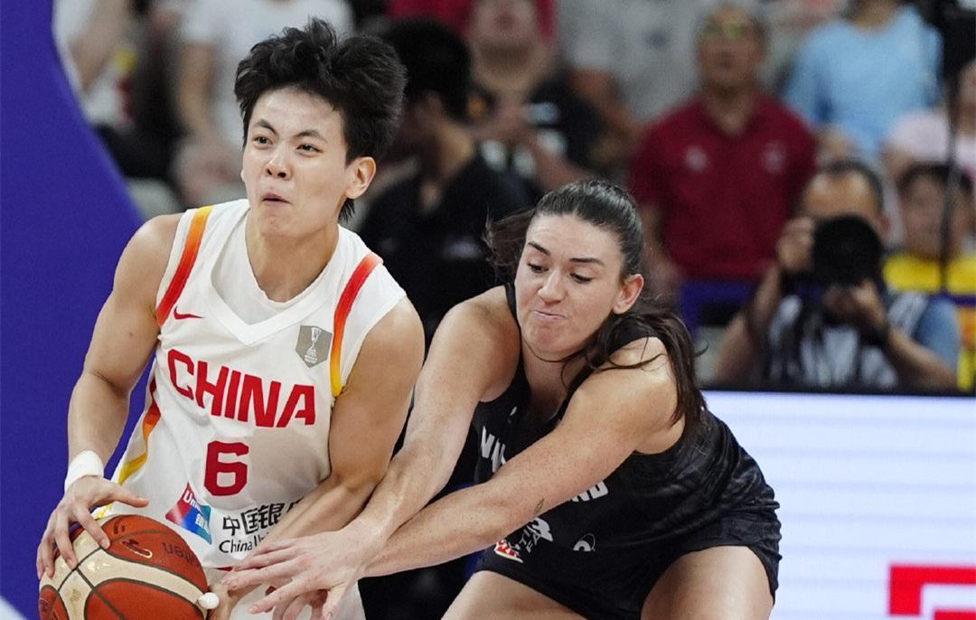 力压韩旭张子宇夺奖！中国女篮又一23岁王牌诞生：5大数据前三