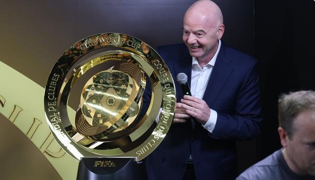 效仿NBA！FIFA世界杯新规惹争议，比赛暂停四次，只为插广告赚钱