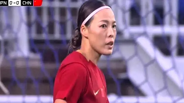 打平仍然丢冠！中国女足0-0日本，东亚杯1胜2平收官，最后险绝杀
