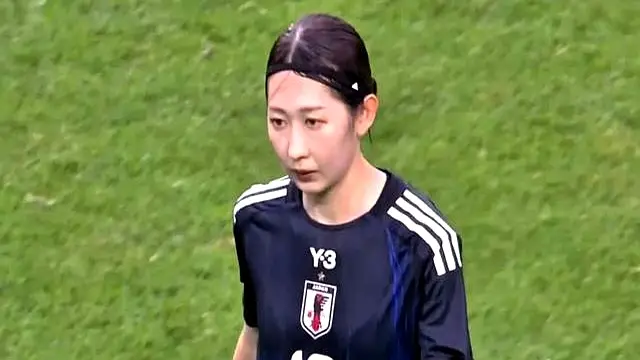 打平仍然丢冠！中国女足0-0日本，东亚杯1胜2平收官，最后险绝杀