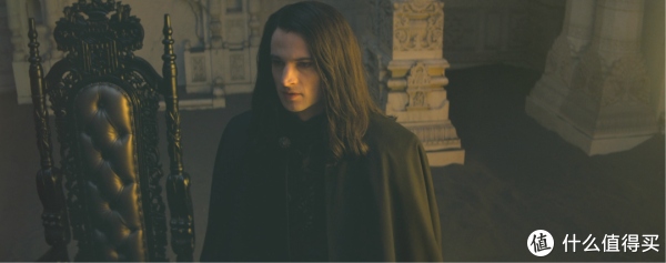 Netflix怒砸11亿，这剧拍得太猛了