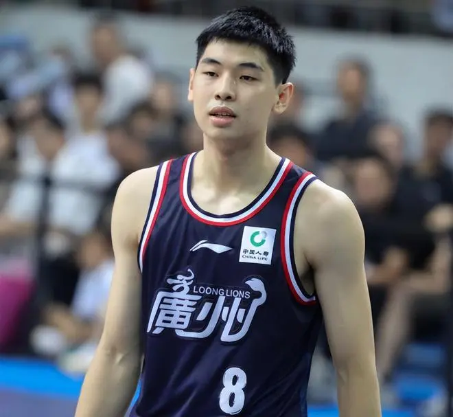 CBA3消息！广东新小外曝光，辽篮接触崔永熙，杨瀚森向郭士强汇报