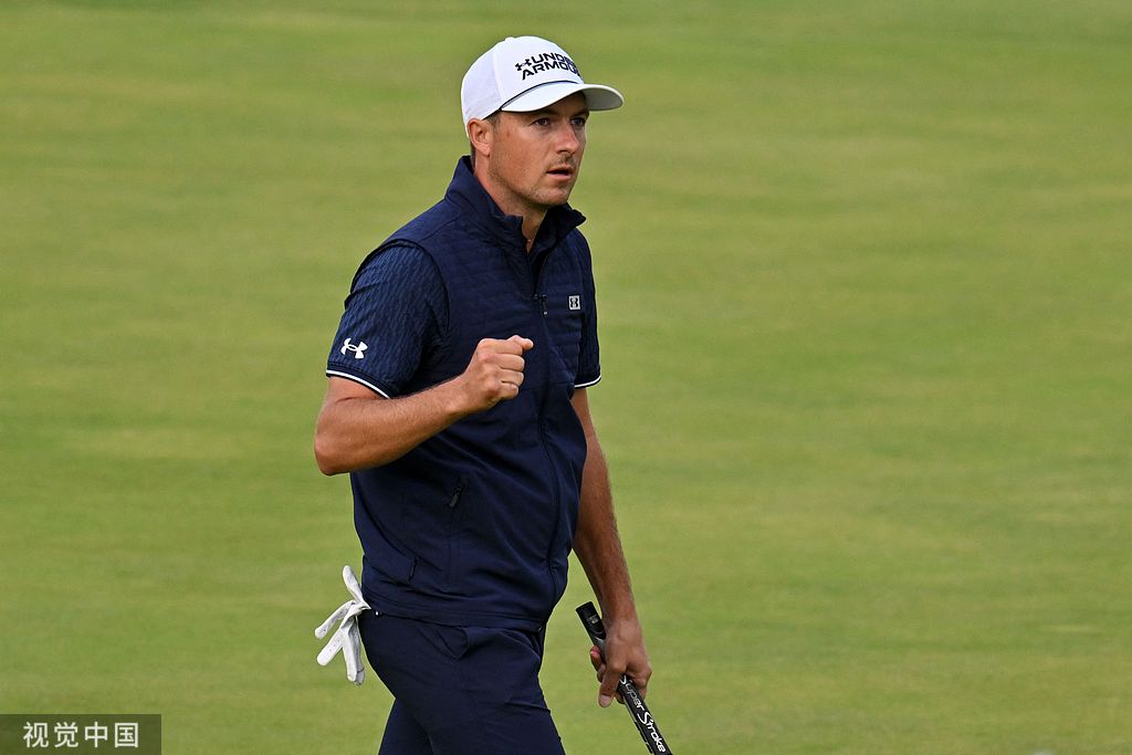 英国公开赛首轮李昊桐并列领先 舍夫勒T6小麦T20