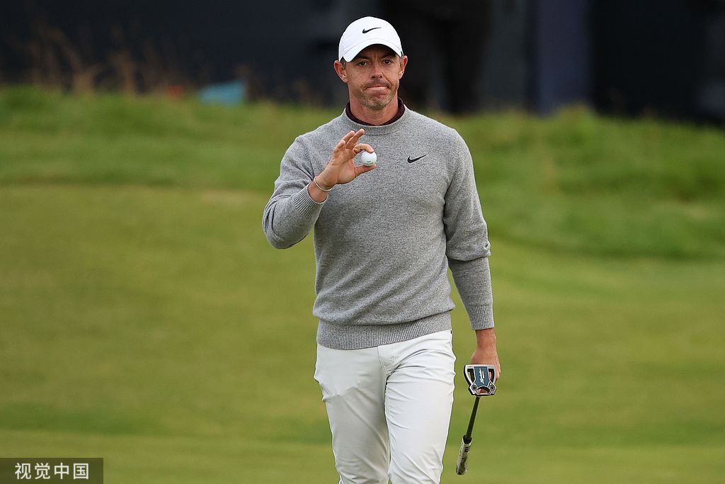 英国公开赛首轮李昊桐并列领先 舍夫勒T6小麦T20