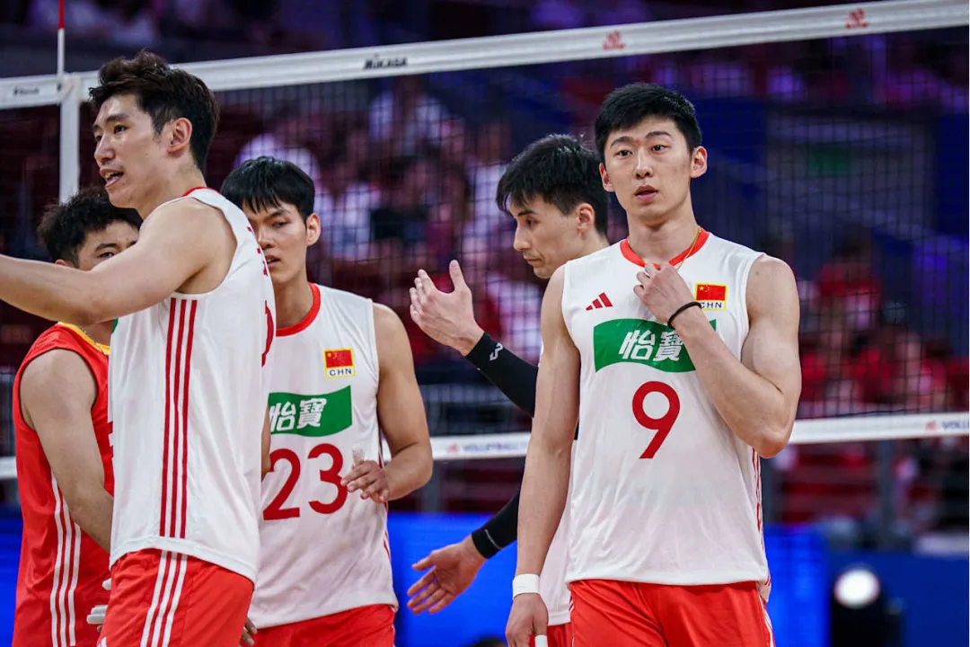 0-3！中国男排不敌伊朗 遭遇七连败 主帅：我没有看到队员自信的去处理球
