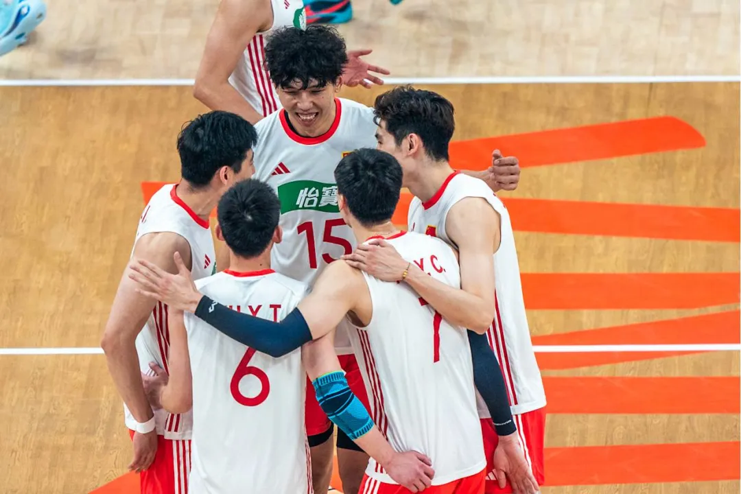 0-3！中国男排不敌伊朗 遭遇七连败 主帅：我没有看到队员自信的去处理球