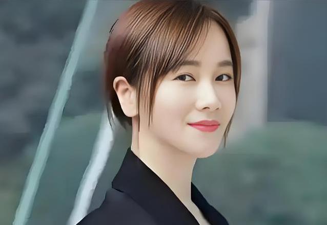 体操冠军伤退赛场，左小青却凭演技翻盘，片约接到手软？