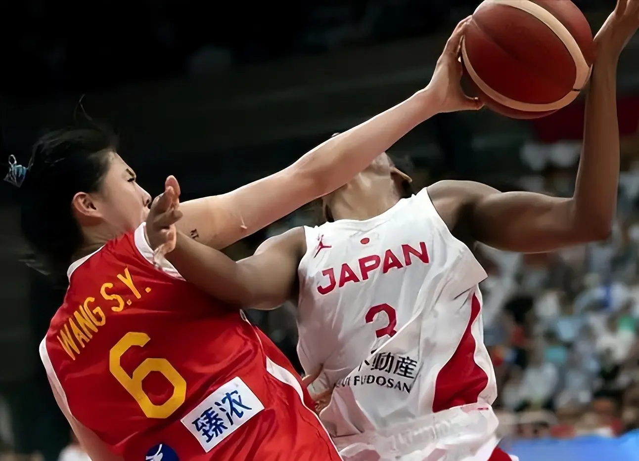 中国女篮三战狂胜107分，日女篮倒输5分，日本女篮一项威胁成变数