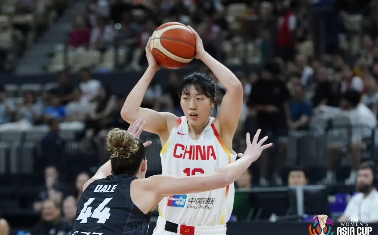女篮暴露最大软肋！四大锋线32中8，25%命中率，凭啥夺亚洲杯？