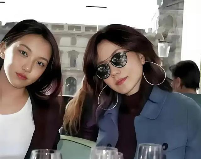 ����Ů�����̻�ͷ�ɹ�������޸��ô�18�꣬���Ȼ�ͷ