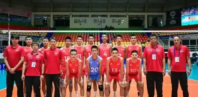 中国男排谁都敢输：0-3输伊朗，0-3输蒙古，想成强队任重道远
