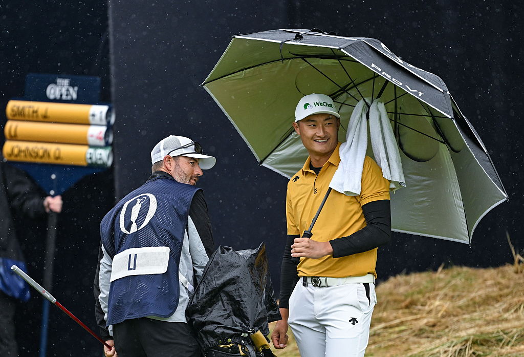 英国公开赛次轮：李昊桐19-42出发 郑蕴和23-16