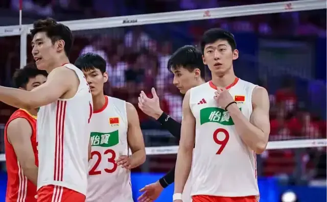 中国男排谁都敢输：0-3输伊朗，0-3输蒙古，想成强队任重道远