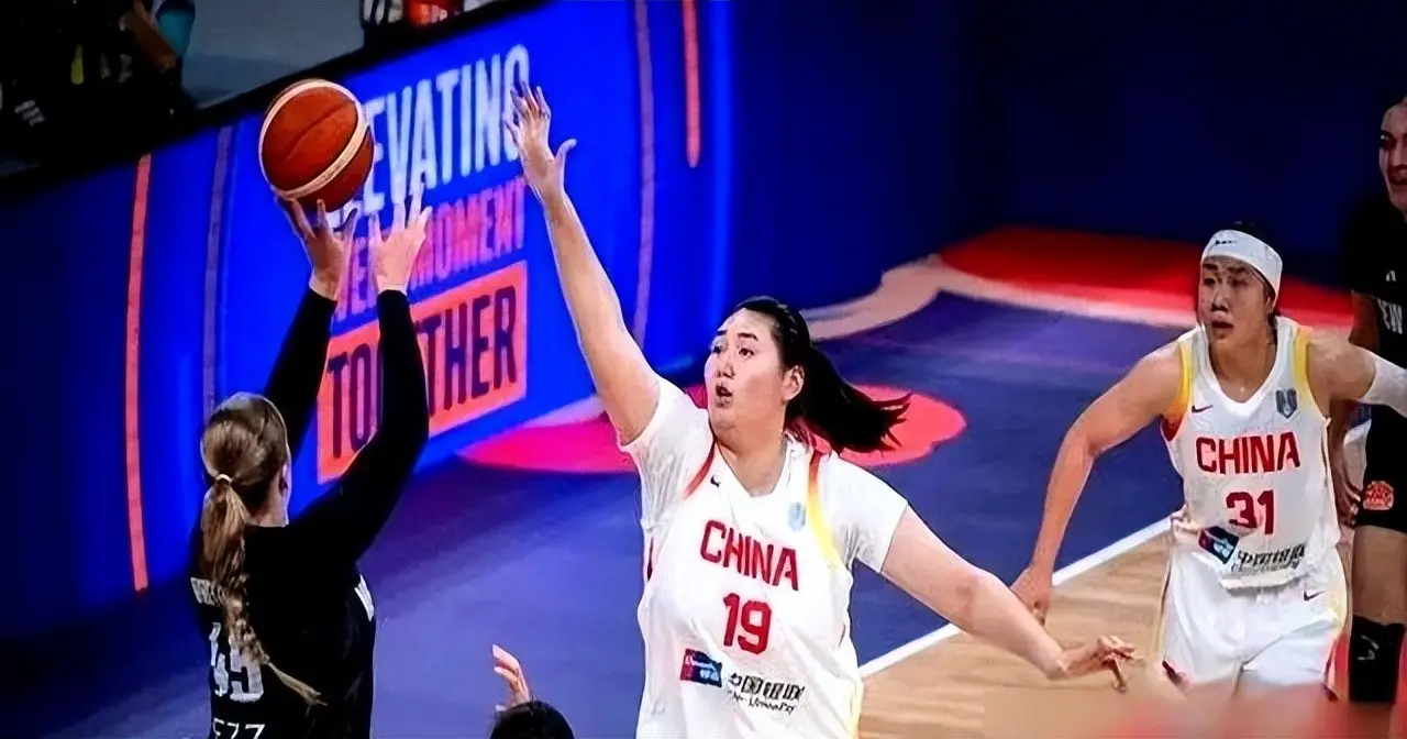 中国女篮半决赛对手出炉 再见李梦！宫鲁鸣盛赞两人，做重大决定