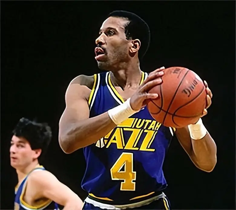 谁是大小王｜83-84赛季10大候选人：天勾魔术师微笑刺客在列