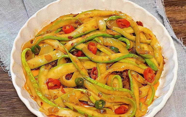 入伏后，常吃它！清淡又营养，去火又补水，清肠刮油，好吃不贵