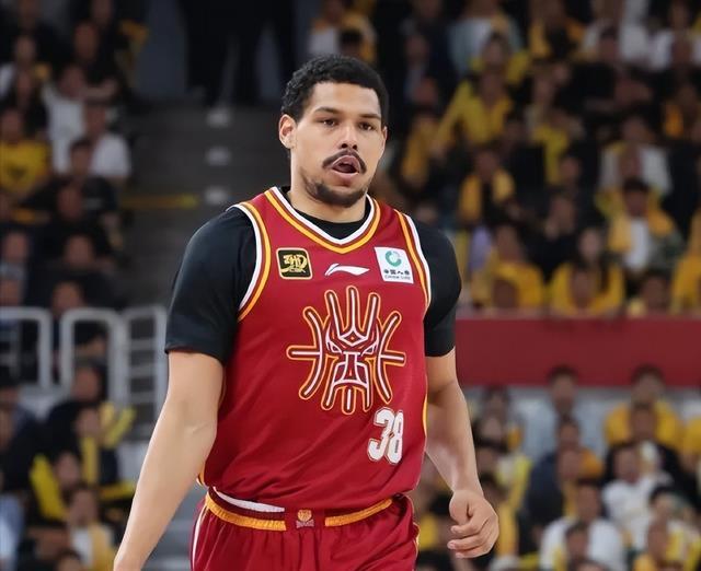 CBA最新消息！广东报价NBA超级后卫，山西放弃古德温