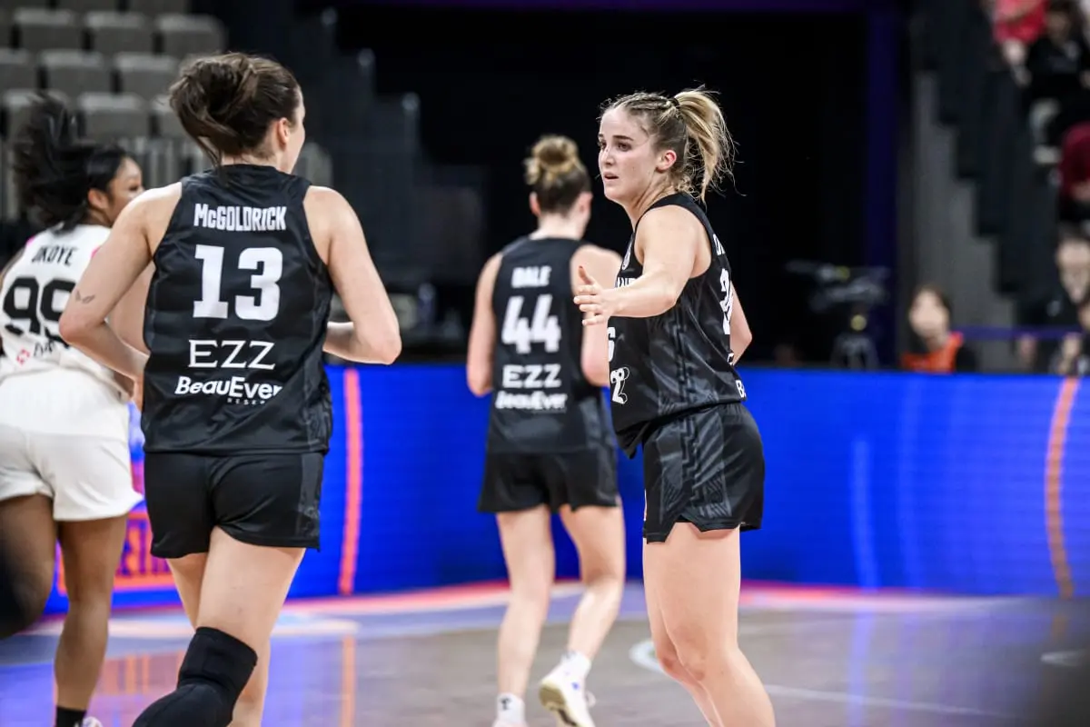 一场77-62，让中国女篮半决赛对手确定，日本锁定四强，不容小觑