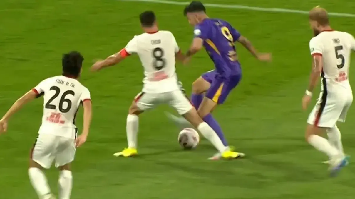 一场2-1，让中超又乱了，蓉城被双杀，争冠渐行渐远，掉第四！