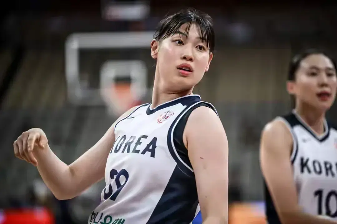 四强出炉！女篮亚洲杯最新战报:韩国大胜晋级，中国女篮将战日本
