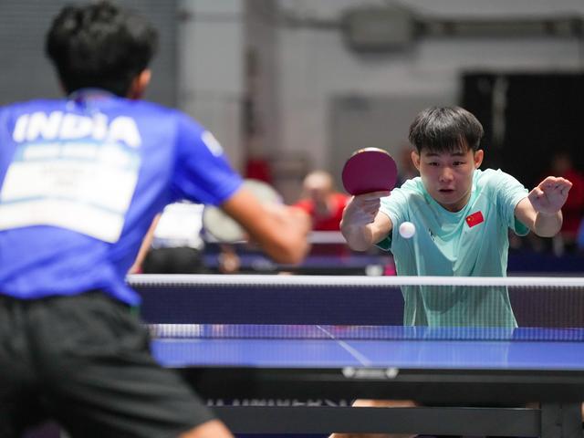 大运会|乒乓球男子团体八分之一决赛：中国队胜印度队