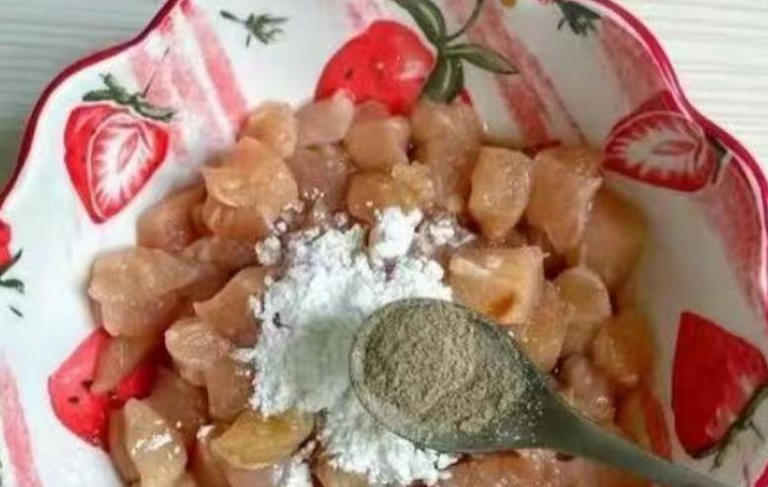 三伏天不要太节俭，建议：中老年多吃3种高蛋白食物，精神过苦夏