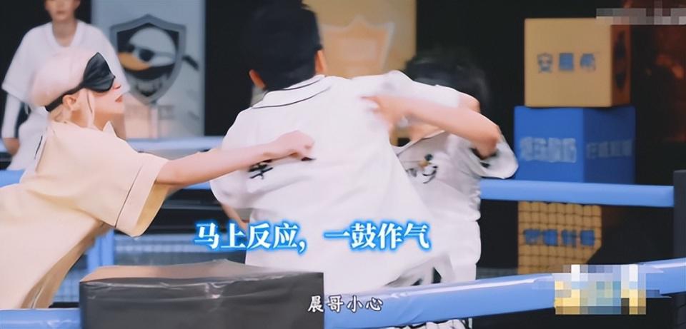 《奔跑吧》收官，3人升咖，2人求常驻，1人火出国，只有他惹人厌