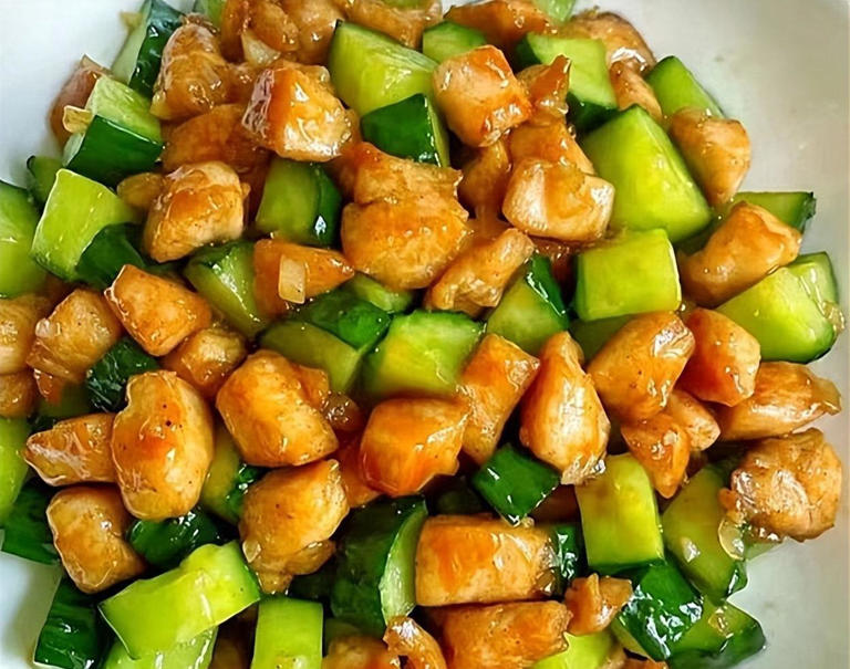 三伏天不要太节俭，建议：中老年多吃3种高蛋白食物，精神过苦夏