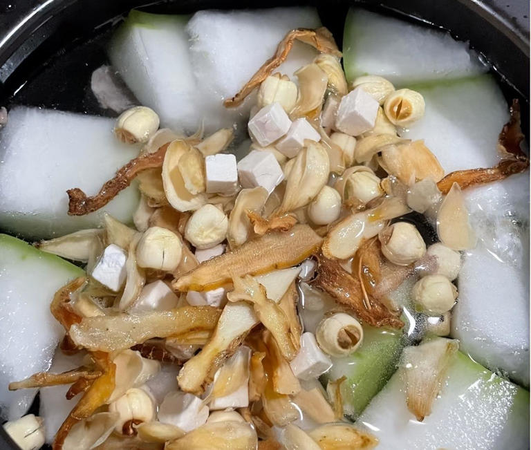 三伏天不要太节俭，建议：中老年多吃3种高蛋白食物，精神过苦夏