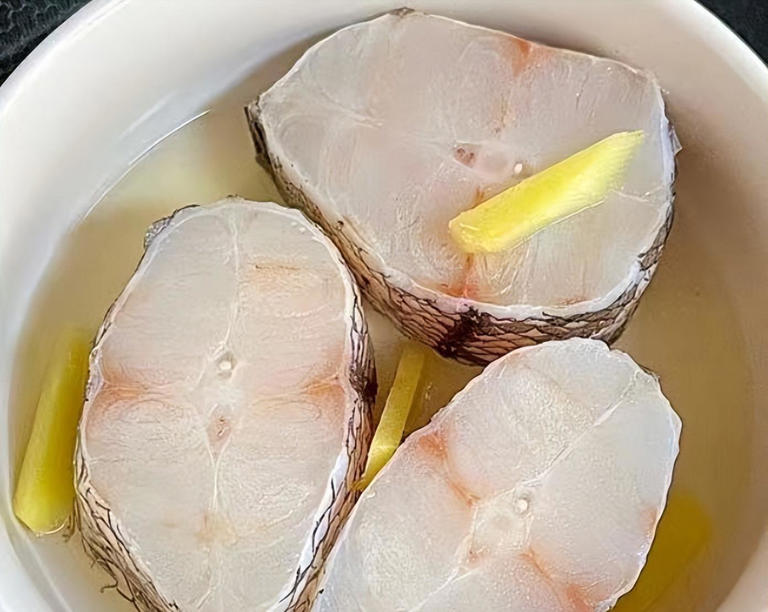 三伏天不要太节俭，建议：中老年多吃3种高蛋白食物，精神过苦夏