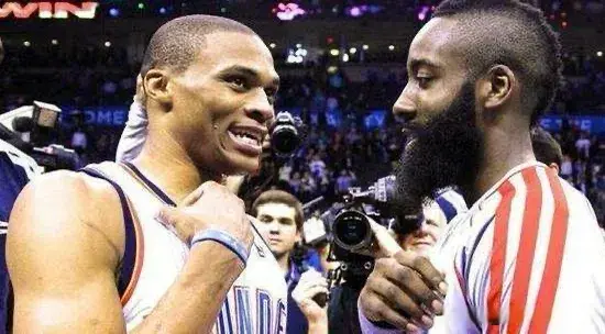 同为一座常规赛MVP，威少、哈登谁的历史地位更高