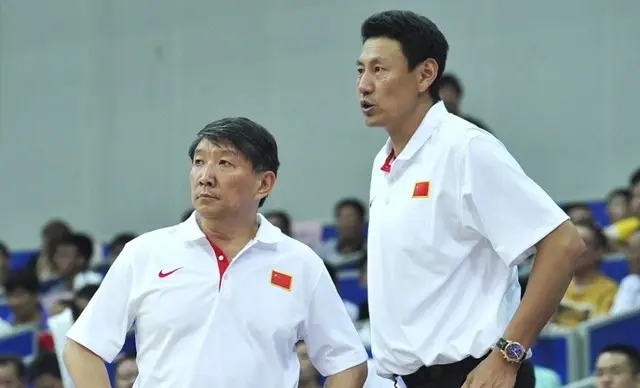 前男篮主帅李楠：妻子43岁为他生二胎，儿子是2米10篮球小巨人