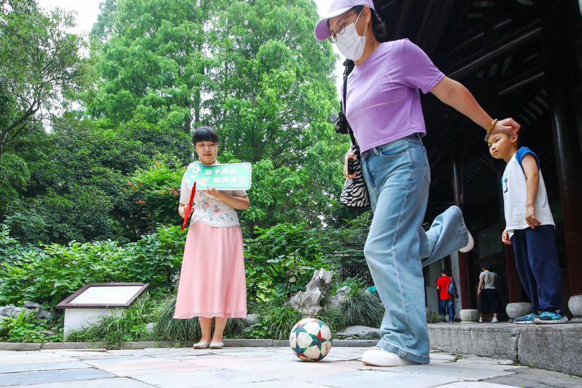 江苏扬州：跟着“苏超”去旅行，体育“流量”转为文旅“留量”