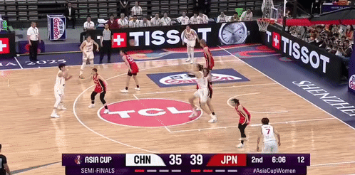 中国女篮81-90不敌日本无缘决赛，张子宇17+9，韩旭18+7+7