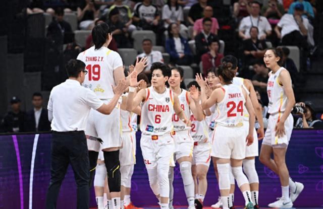 女篮亚洲杯四强已产生，中国女篮迎来考验，澳女篮有望轻松取胜