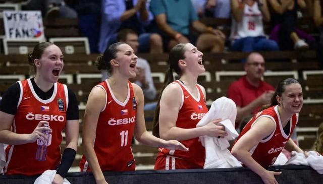 U19女篮世界杯，中国队80-79艰难战胜东道主捷克，进入9-12名争夺