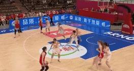 中国U19女篮加时险胜捷克，冉珂嘉25+16+4背后，两人建奇功