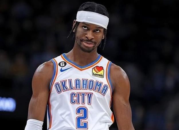 众所周知无限开火权谁都想要，但NBA现役仅5人配得上 詹皇落选