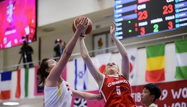 U19女篮世界杯：中国加时1分险胜捷克 无张子宇首胜冉珂嘉25+16