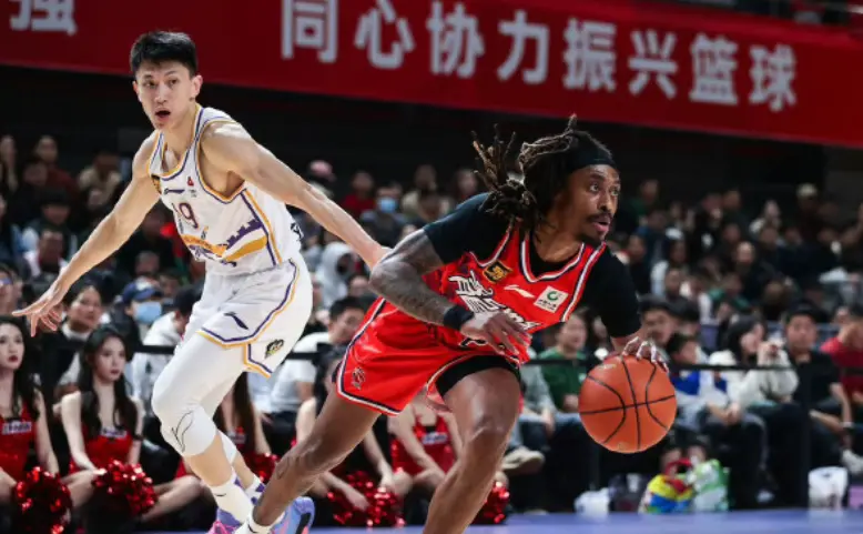 正式完成交易！广东男篮引进外援，上赛季曾效力广州龙狮