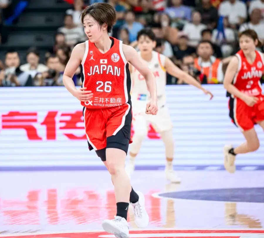 亚洲杯：中国女篮9分惜败日本无缘决赛 张子宇17+9杨舒予19+4