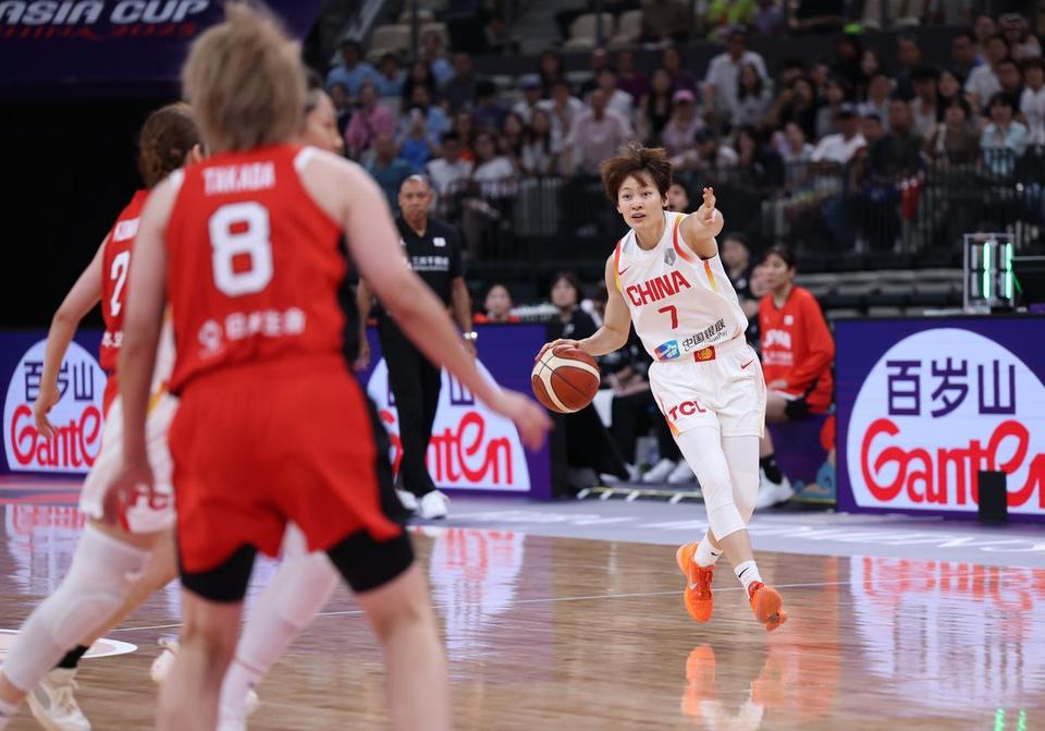 女篮亚洲杯|被三分雨浇灭！中国队81：90不敌日本，无缘决赛