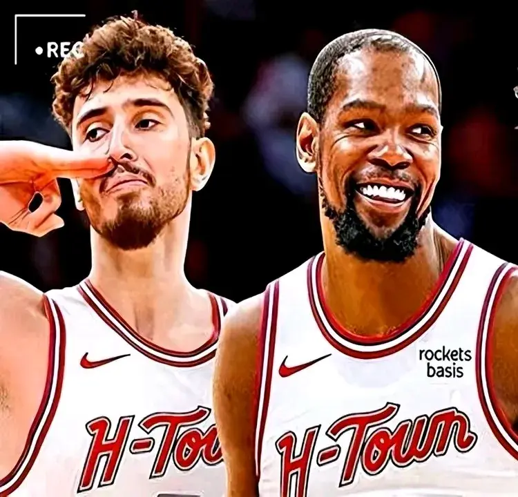下赛季杜兰特和申京的高低位组合 可能是NBA最难防守的战术之一