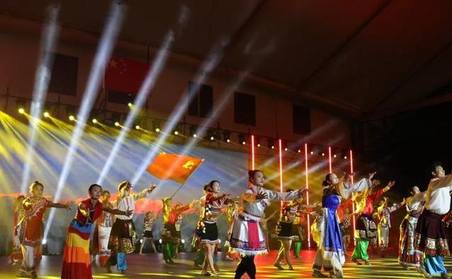 千人共舞点燃普洱夜，民族风情大秀太惊艳，你猜谁夺冠？