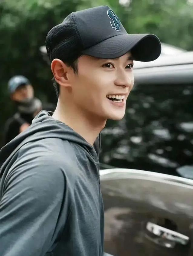 童星16岁爆红全国，沉寂20年后，他凭演技翻身了吗？