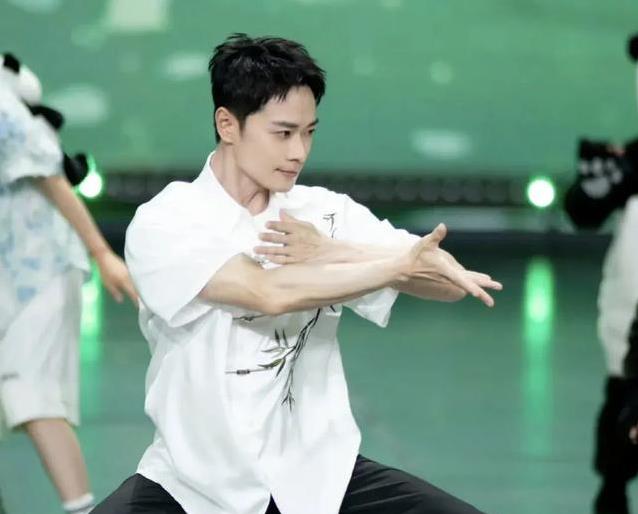 童星16岁爆红全国，沉寂20年后，他凭演技翻身了吗？