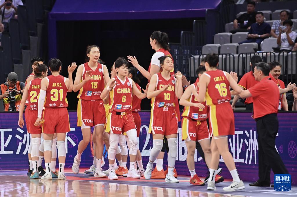 女篮亚洲杯季军赛：中国队对阵韩国队