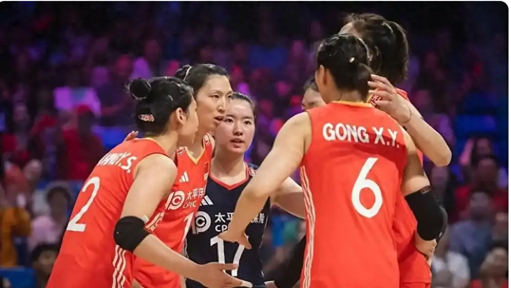官宣！中国女排世锦赛名单公布，朱袁张时代结束，赵勇大刀阔斧