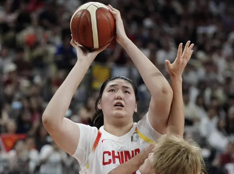 34中16！宫鲁鸣太轻敌了，难怪球迷会想念李梦